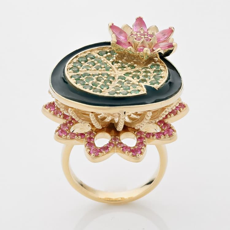 kajal_naina_DesignAward_Enamel_Gold_Ring_Singapura-5
