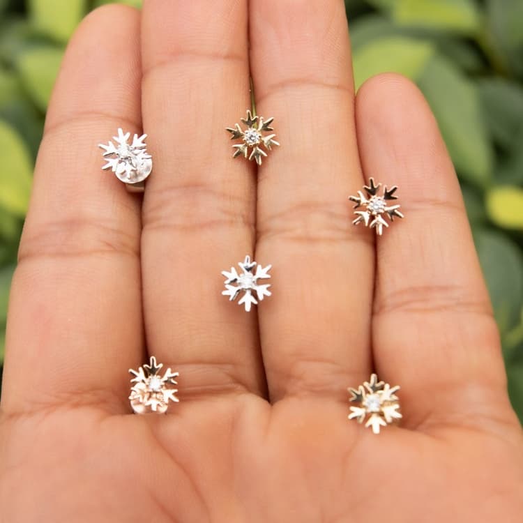 kajal_naina_Curated_Diamond_Earring_Exotic_Gold_Model_Ring-2