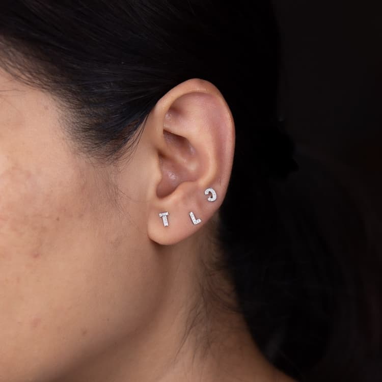 kajal_naina_Diamond_Earring_Letters_Model-4