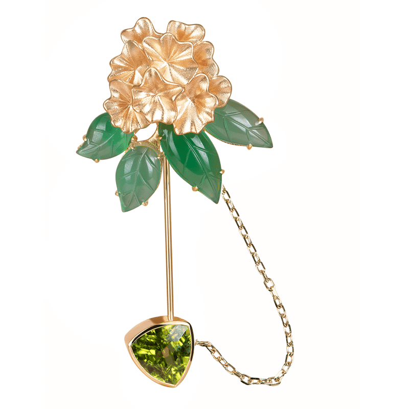 Enchanting-Laligurans-Brooche-Gold_Green-chain-1.png