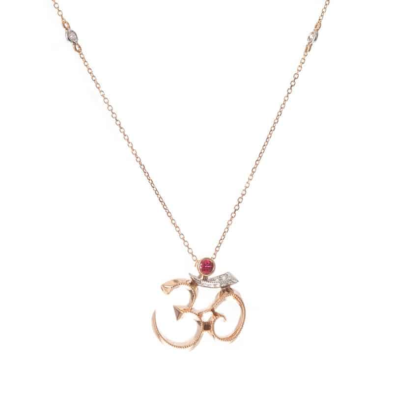 kajal_naina_Aum_Diamond_Necklace_Pendant_Ruby-3.jpg